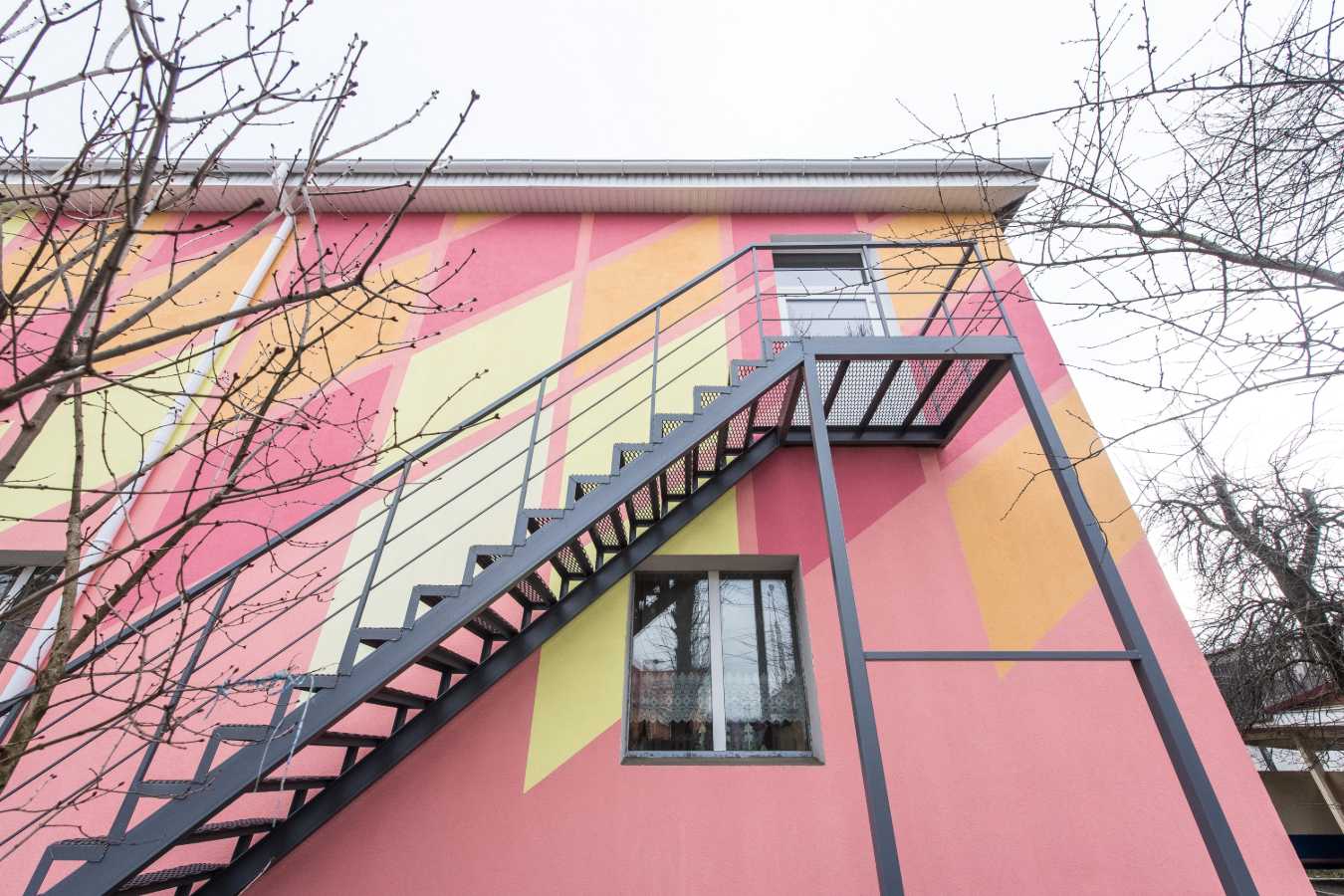 Стан після Капітальний ремонт ДНЗ Ластівка, Хмельницький Капітальний ремонт будівлі ДНЗ №21 «Ластівка», м.Хмельницький, 2021р.